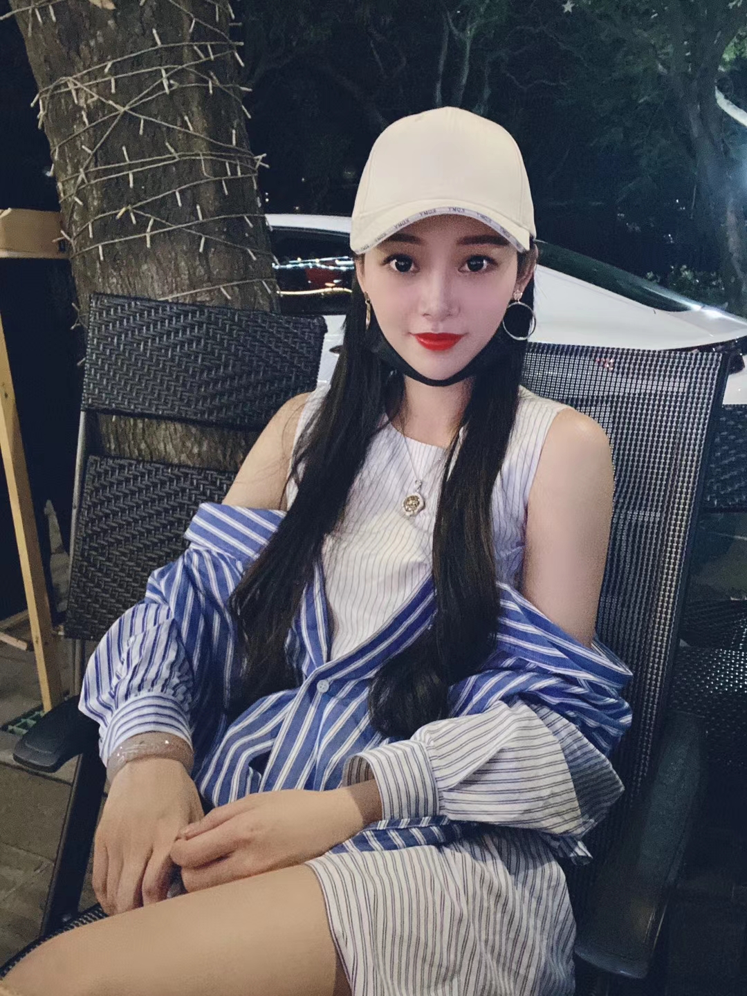 赵佳丽,上海财经大学校花,165cm,处女座,爱画画,来自厦门