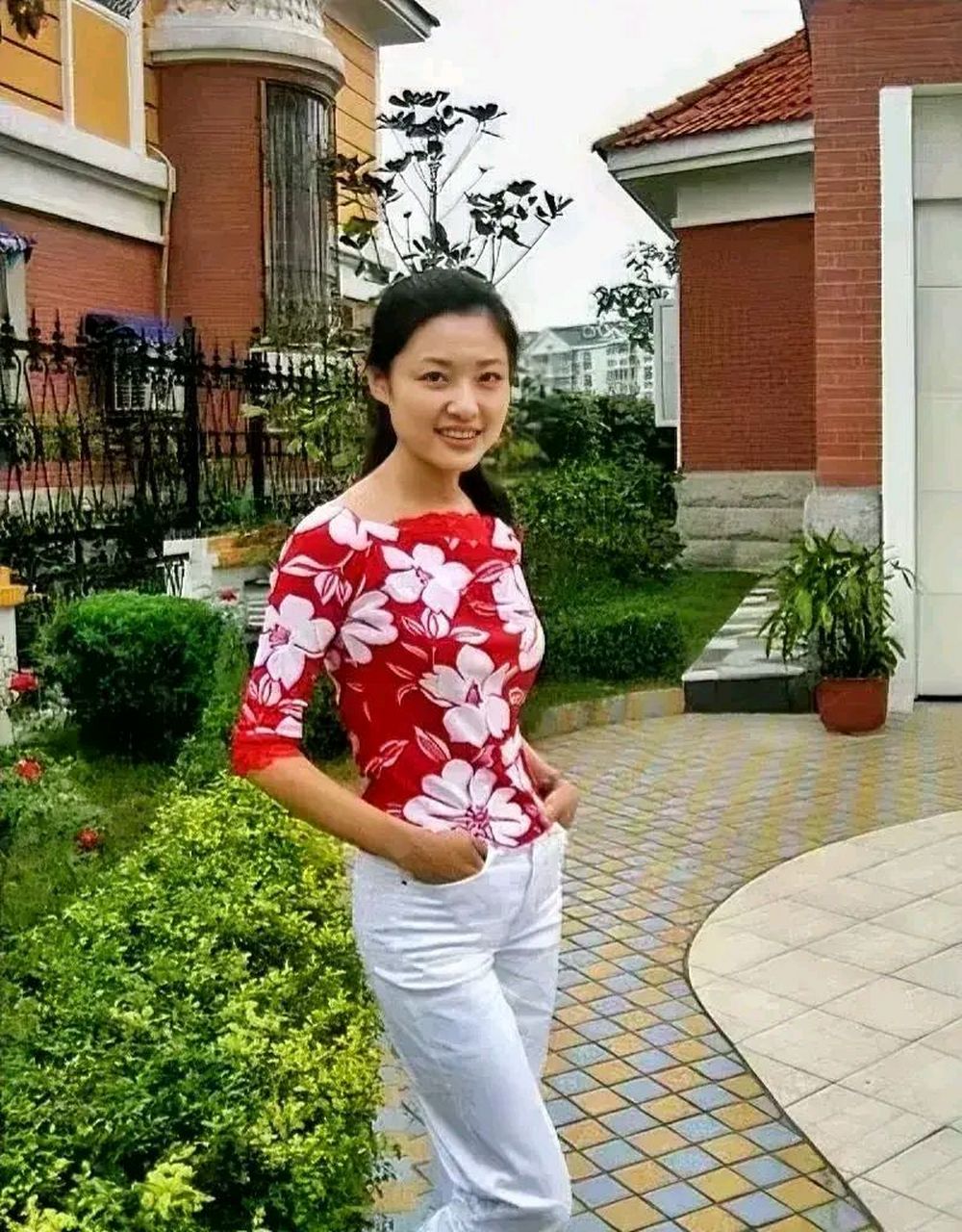 年轻时的周涛,真美!