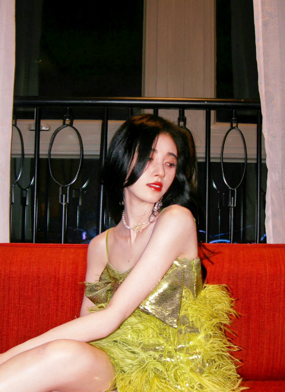 鞠婧祎  高跟凉鞋  长腿美jio丫