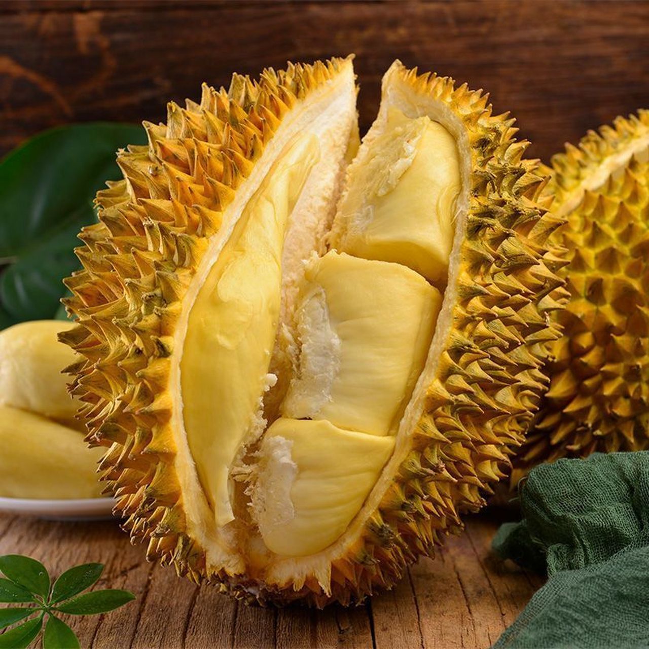 "女子深夜加班回家吃榴莲被丈夫指责"也能上热搜,而且吵成那样子还有