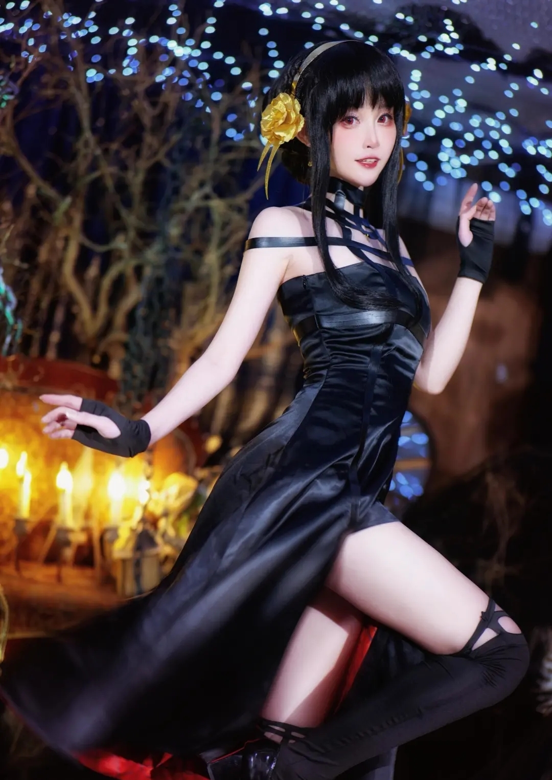 约尔福杰cos,如此性感的杀手人妻,会爱上她不是很正常的一件事嘛