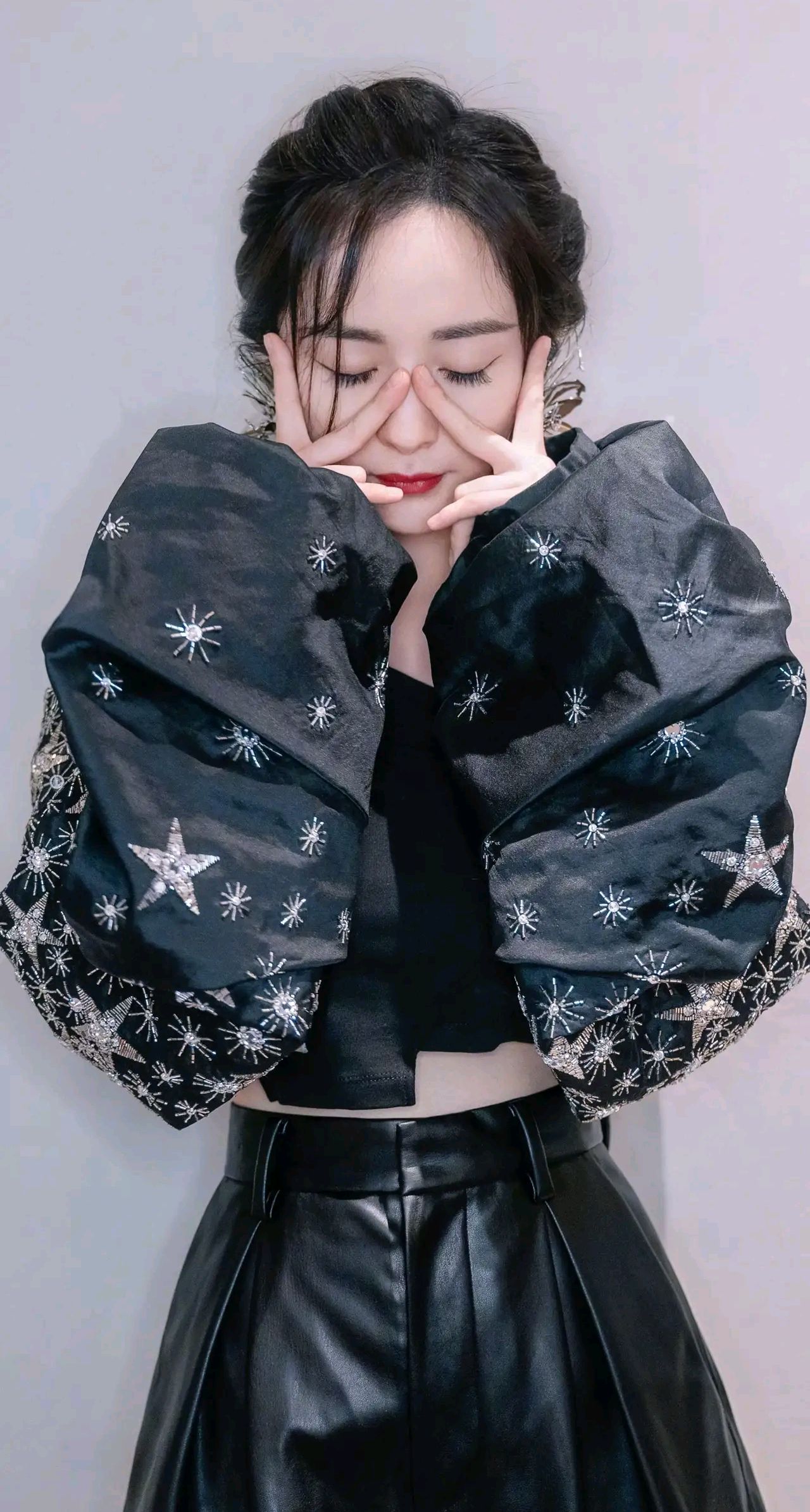 杨幂双马尾的造型也太可爱了吧