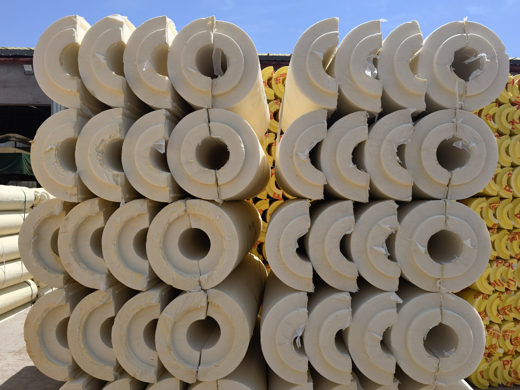 什么是聚氨酯保冷管壳?