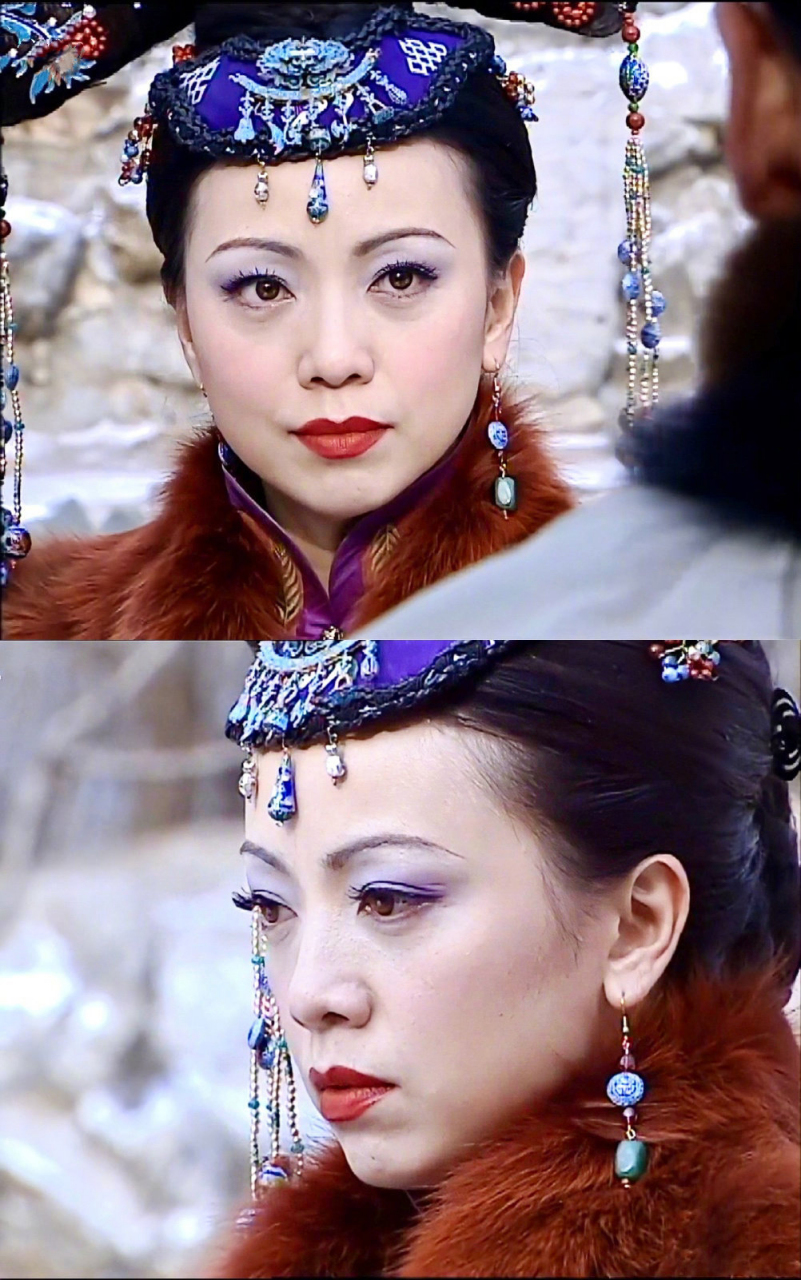 港片女神邓萃雯的古装造型.