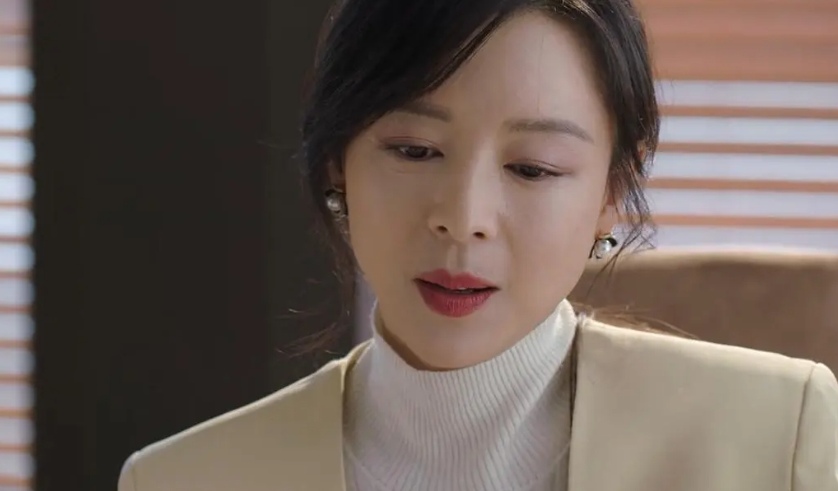 看《她的城》的张静初高露张含韵就知道了_角色_李英男_艾英