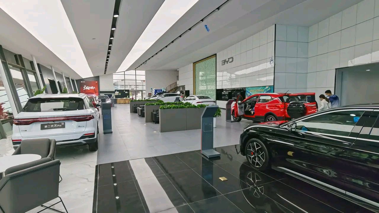 一亿投资奥迪4s店5折卖给比亚迪,豪华展厅改卖byd单月走200辆