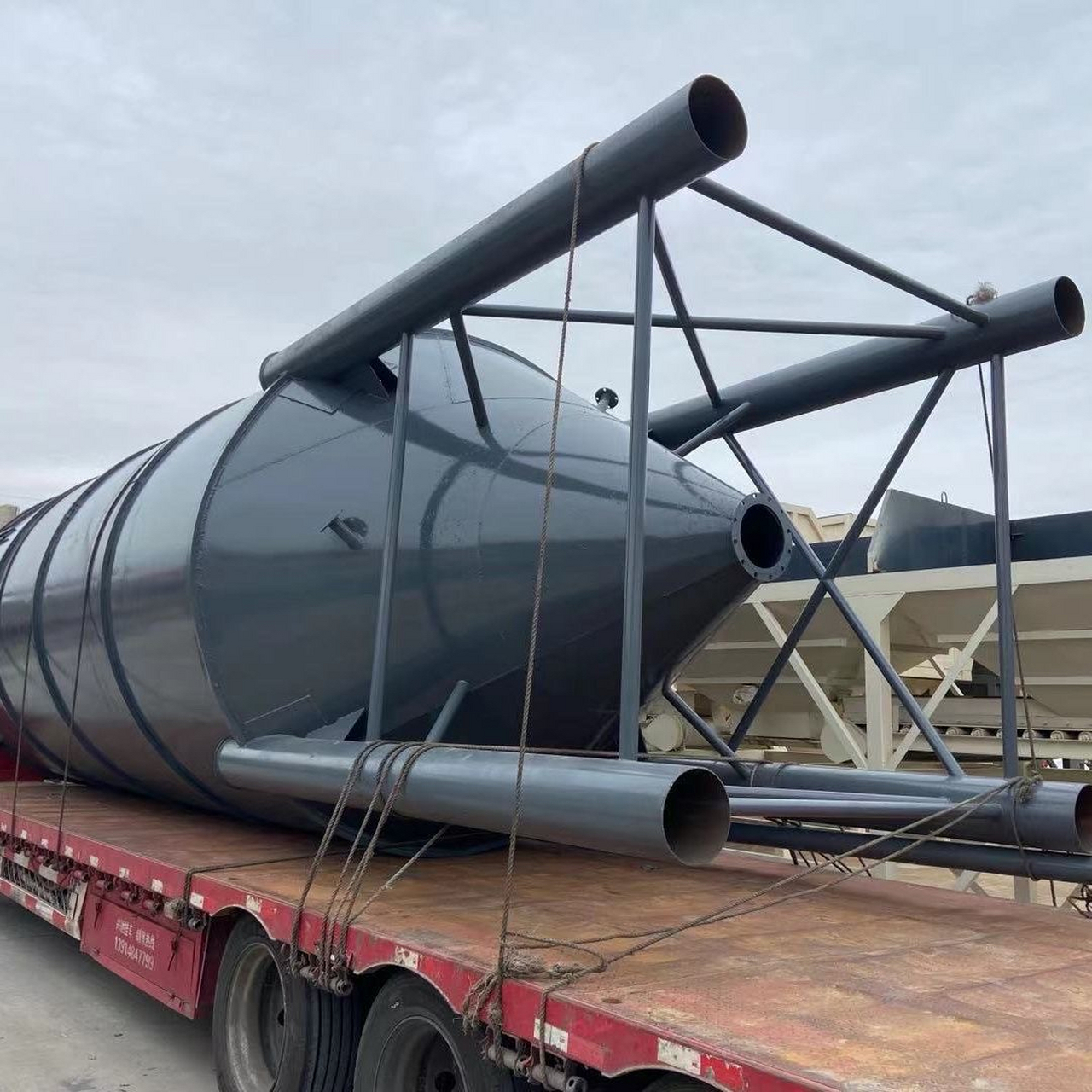 混凝土搅拌站散装立式水泥仓 免基础卧式水泥罐 /100吨立式水泥罐