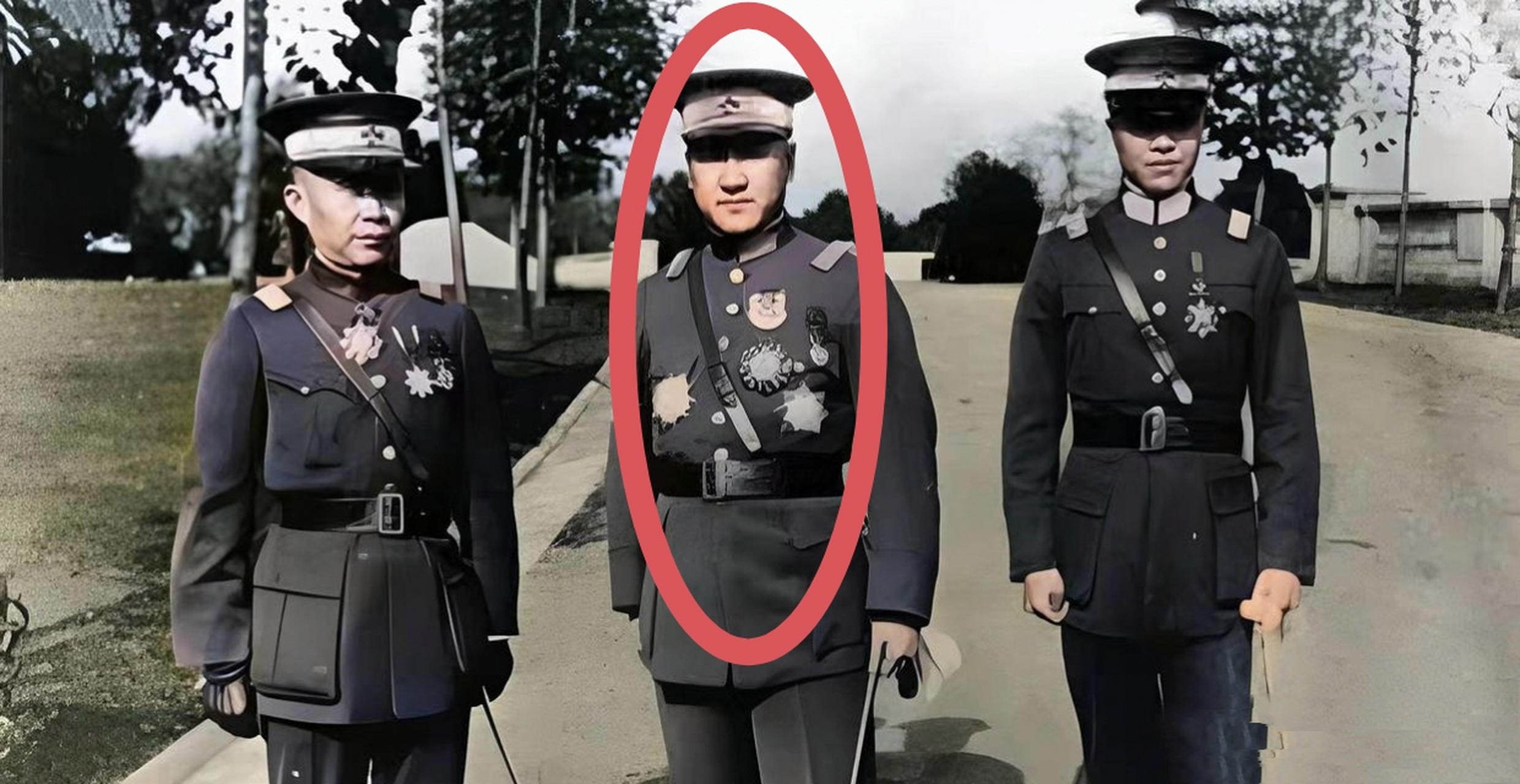 1925年,北洋皖系军阀名将徐树铮将军,出访欧洲时留下的一张珍贵照片.