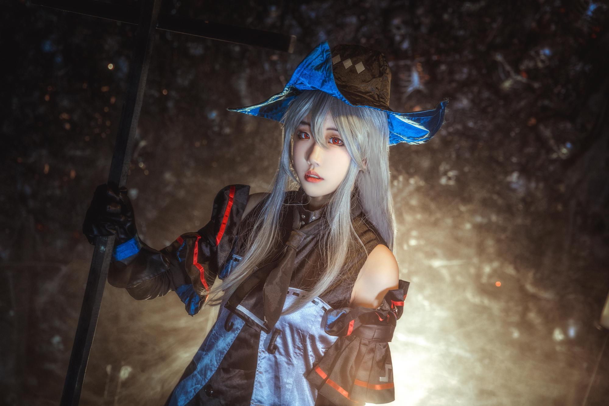 「明日方舟」cos:这个斯卡蒂太好看了吧,你爱了没?