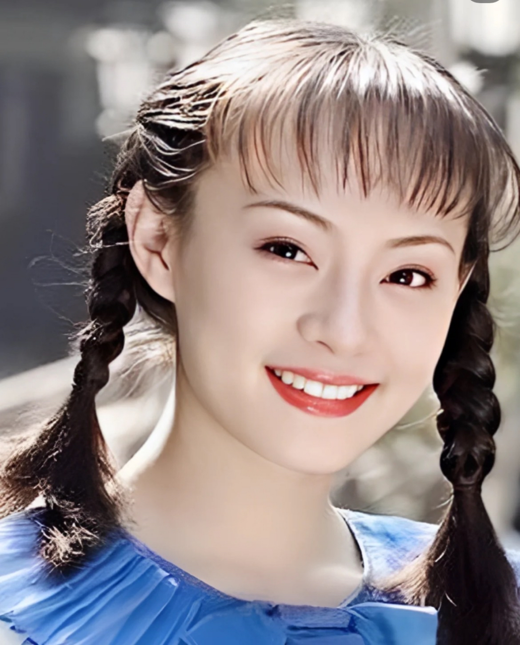 马伊琍年轻的也很多看