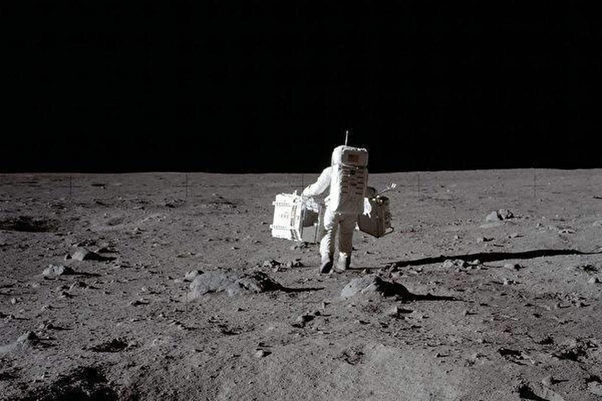 月球上看不到星星吗? 为什么登月照片里都没有星星?