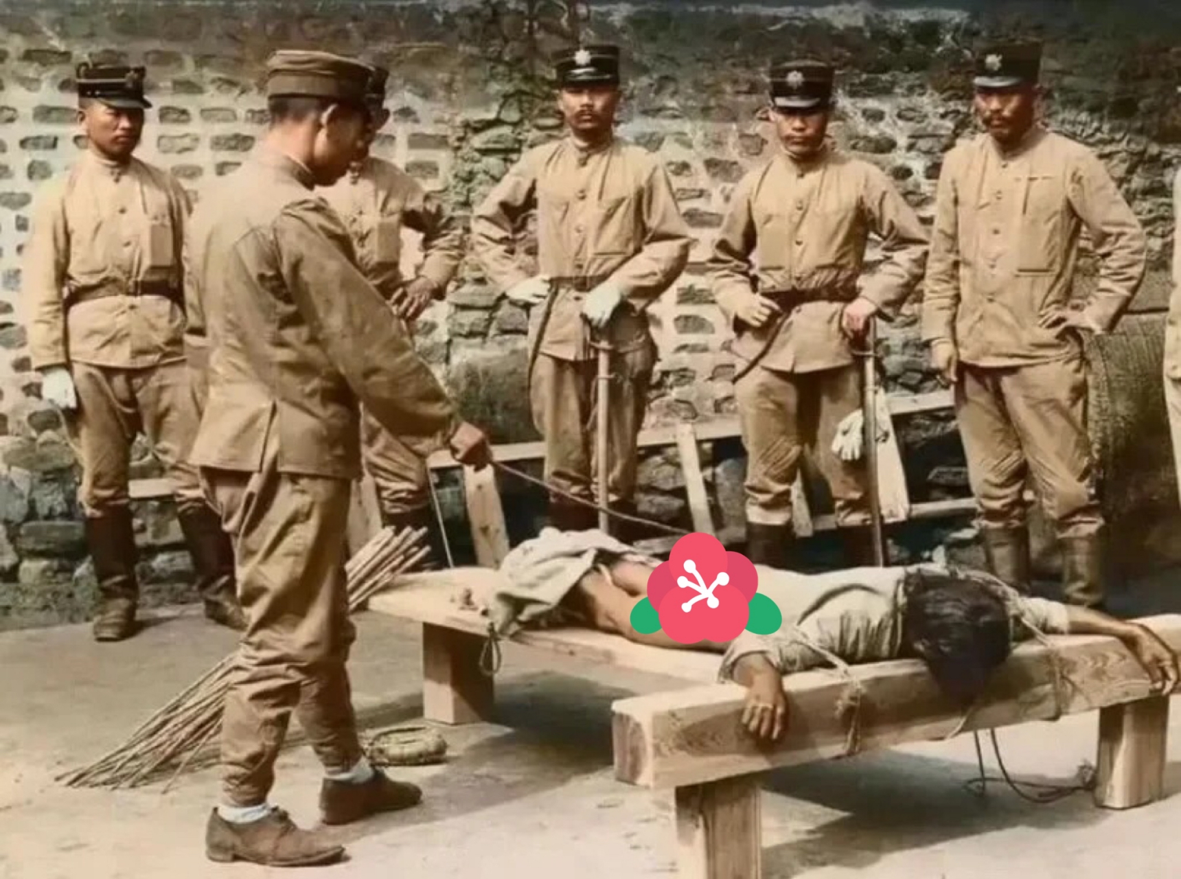 这张照片是一张撼人心魄的铁证!