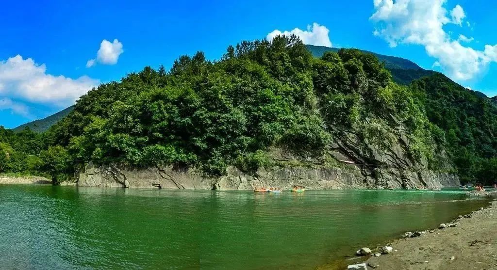 和谐相处的美妙05绵阳江油清沟江油市清沟深山峡谷漂流这里的夏天山青