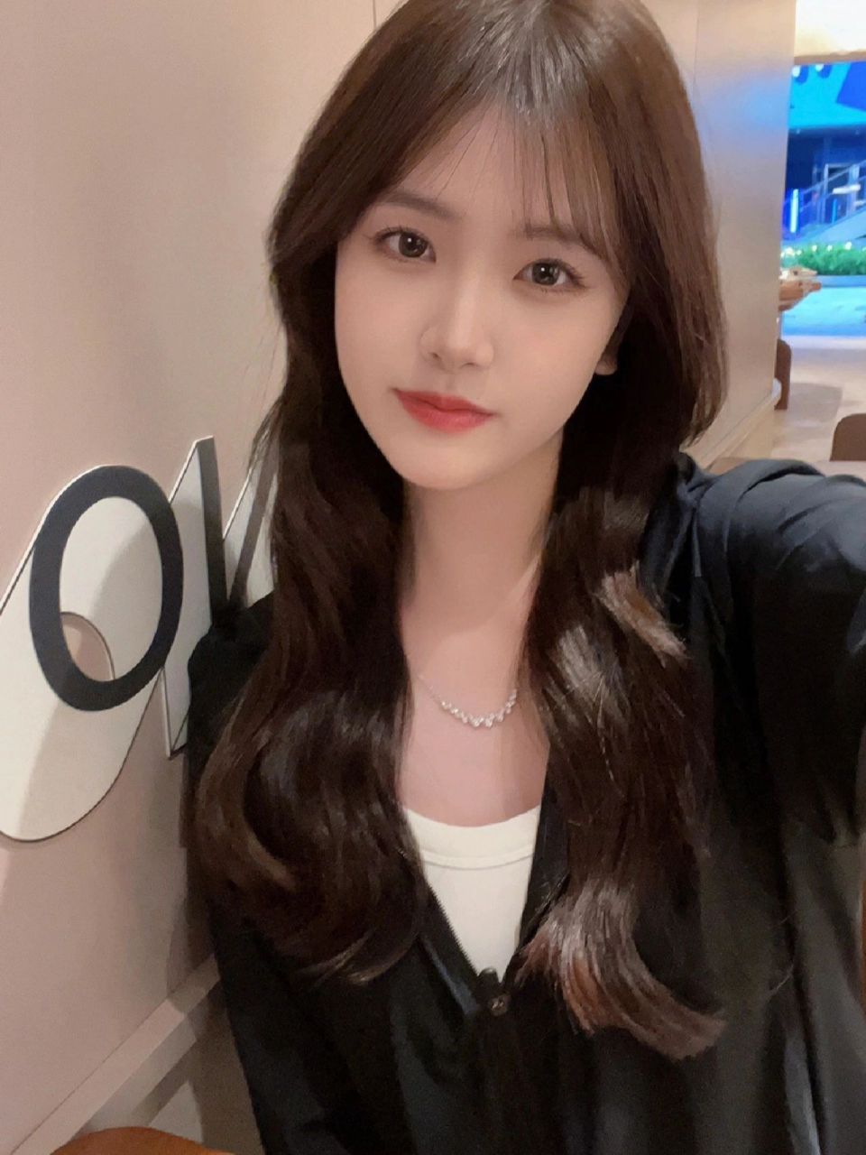 女生嘟嘴是不是都很可爱