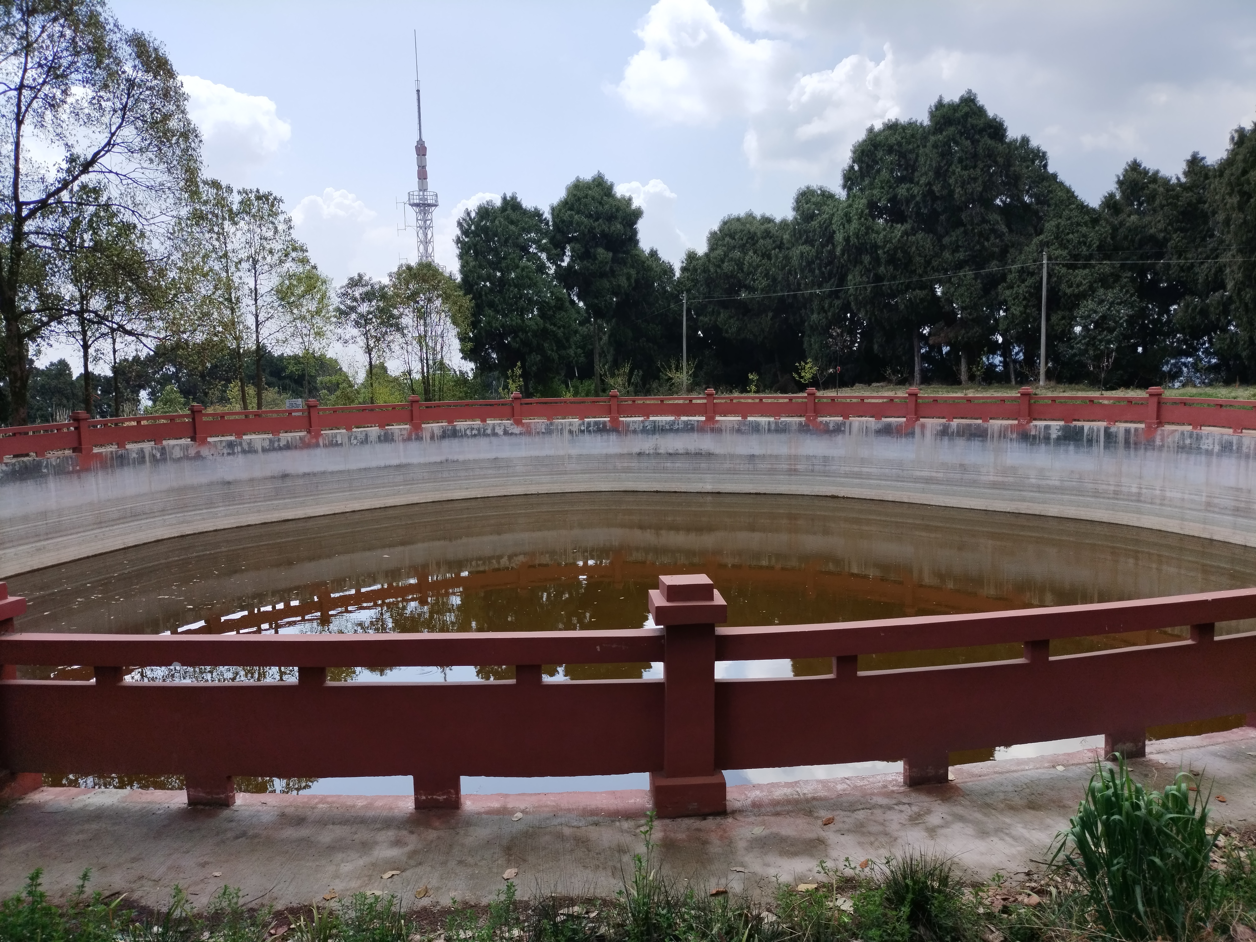 龙泉山上大池子,用途是这个