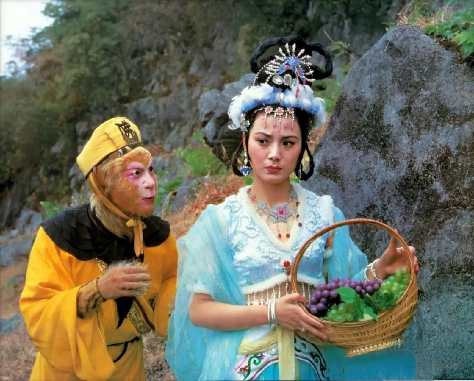 《西游记》中玉面狐狸的扮演者郑益萍为福建莆田人,出生于1965年,曾在