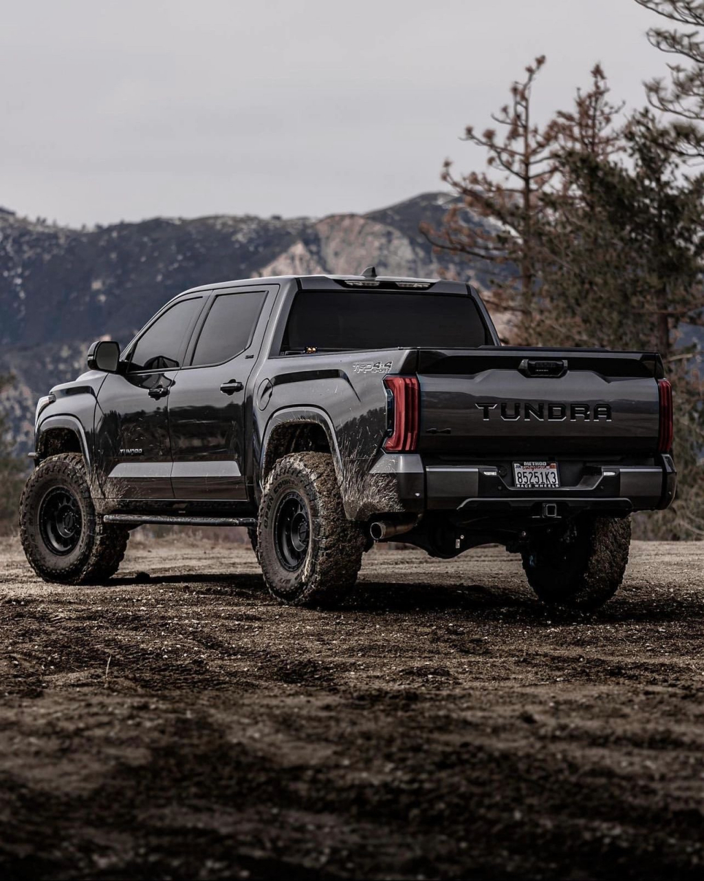 2022丰田坦途tundra sr5 trd 4x4,坦途全尺寸皮卡已逐渐成了福特,通用