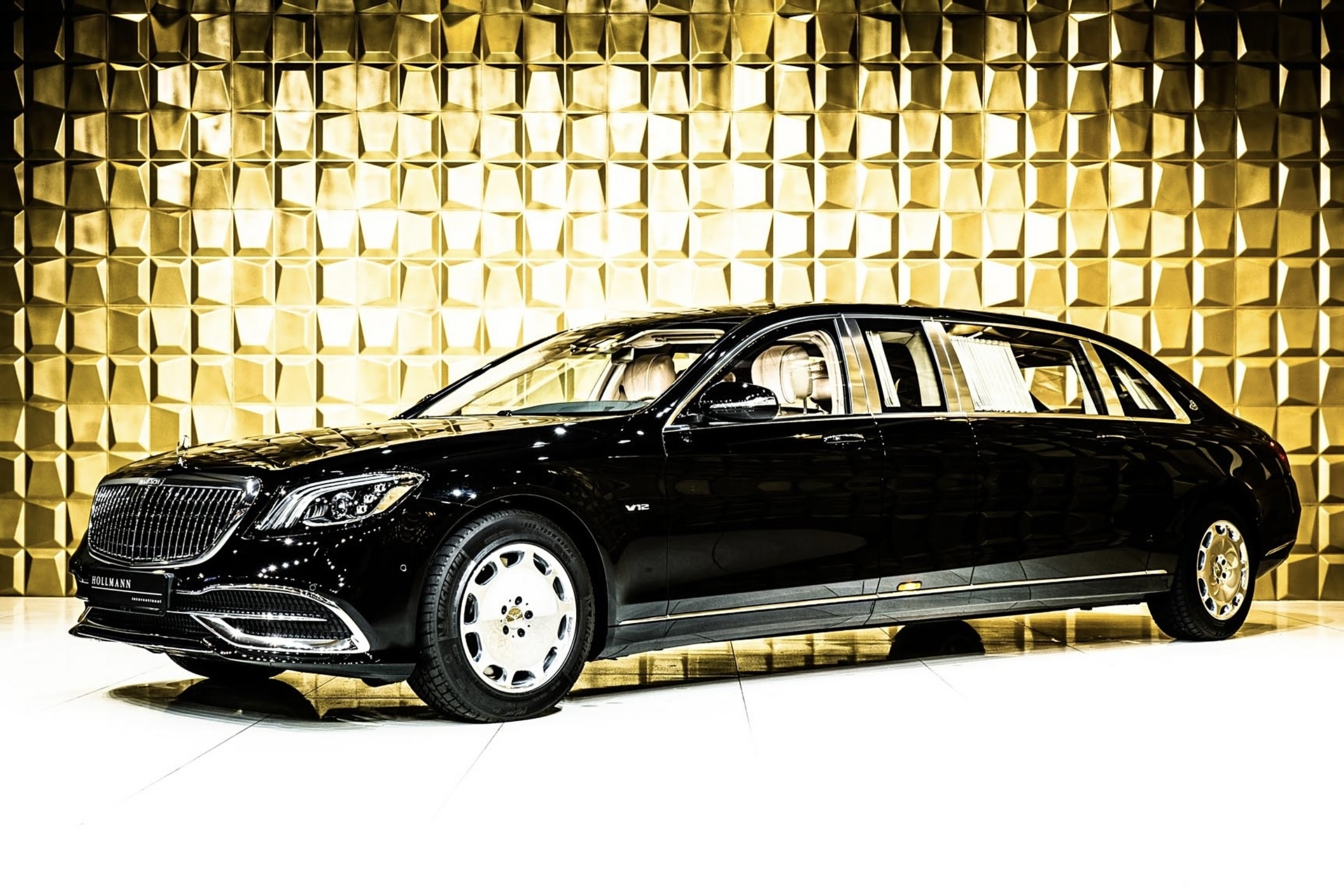 防弹奔驰迈巴赫普尔曼s650加长版图片欣赏