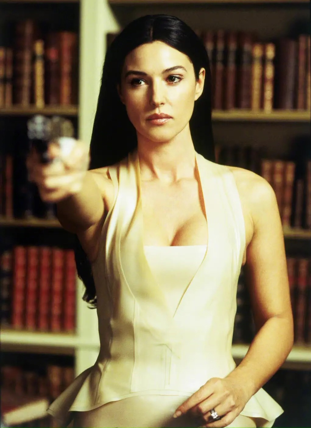 《黑客帝国2》里的莫妮卡·贝鲁奇真的是太美了!