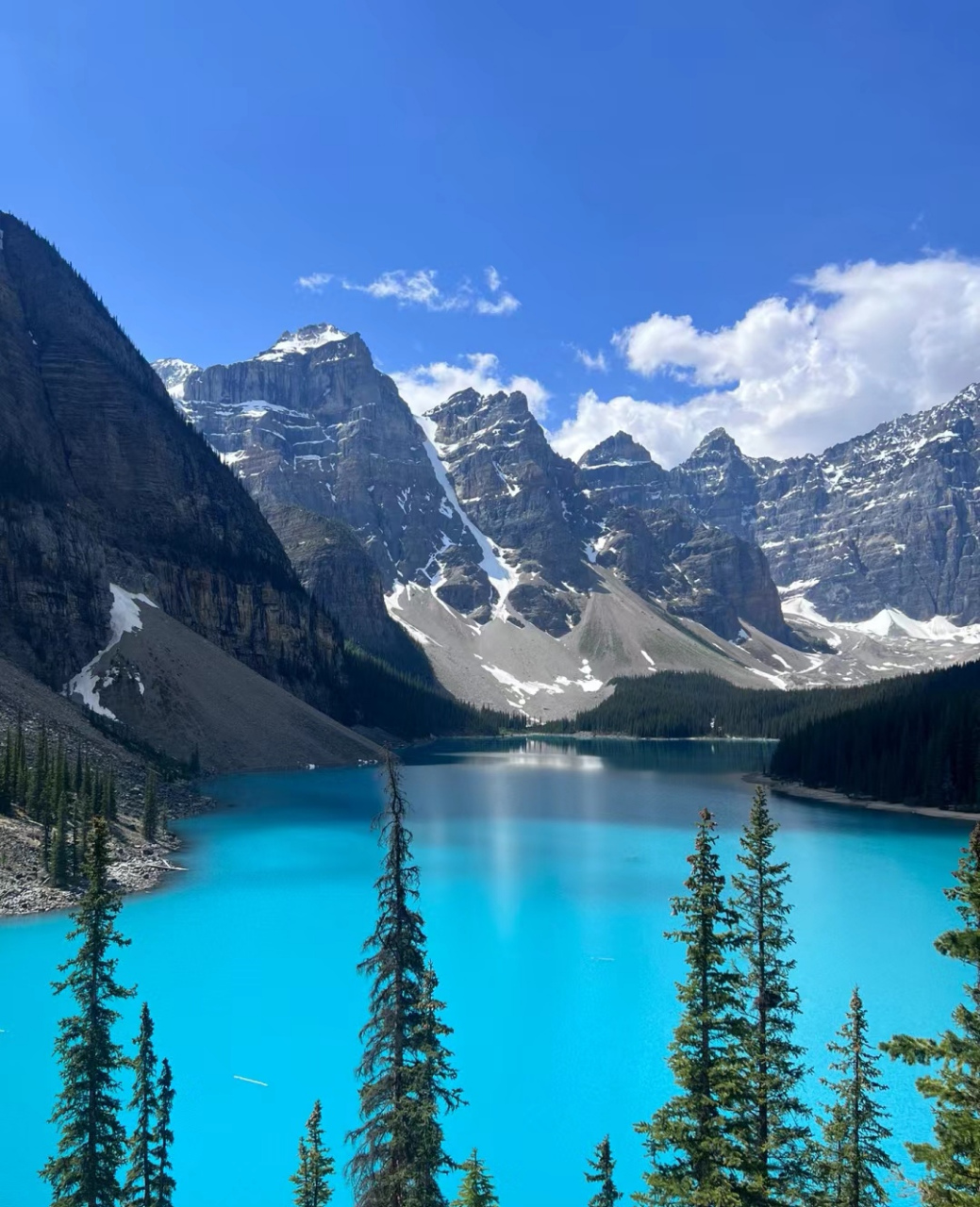 梦莲花湖,不愧是世界公认的最美摄影点之一,景色优美是一生一定要来
