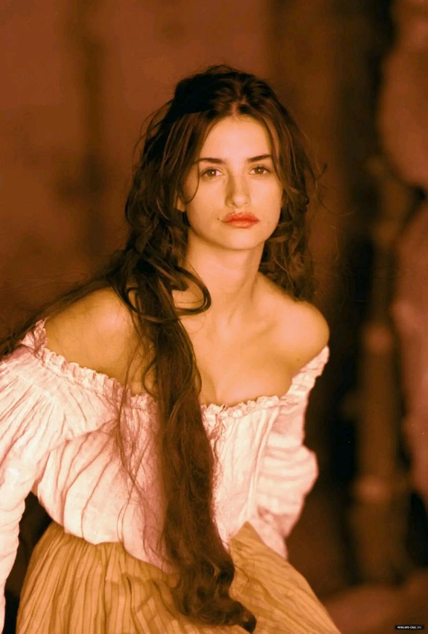 佩内洛普·克鲁兹 penélope cruz,西班牙著名演员,兄妹三人均是全球