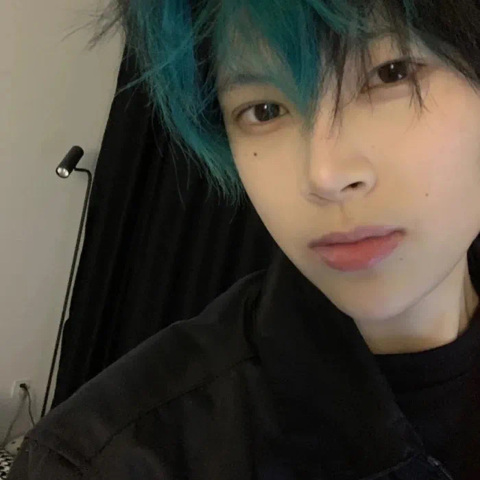 男生头像|坦然接受