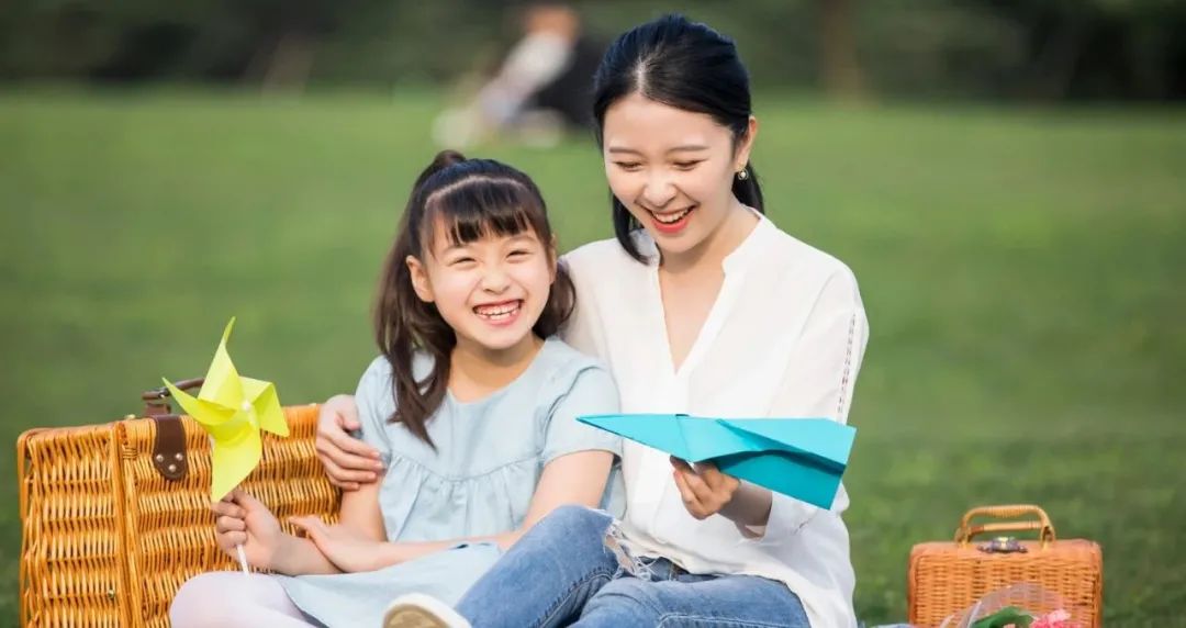 全职带娃六年,她活成了一束光