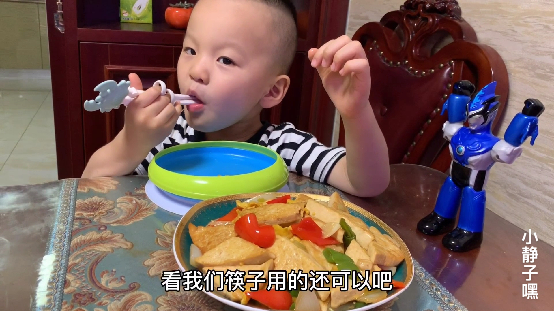 豆腐和洋葱这样炒真是绝配 补钙 健胃理气 上桌我家孩子就吃光了