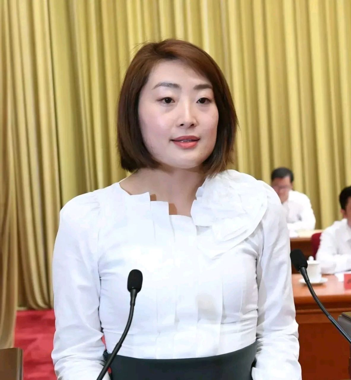 娃哈哈董事长女儿,登上热搜!