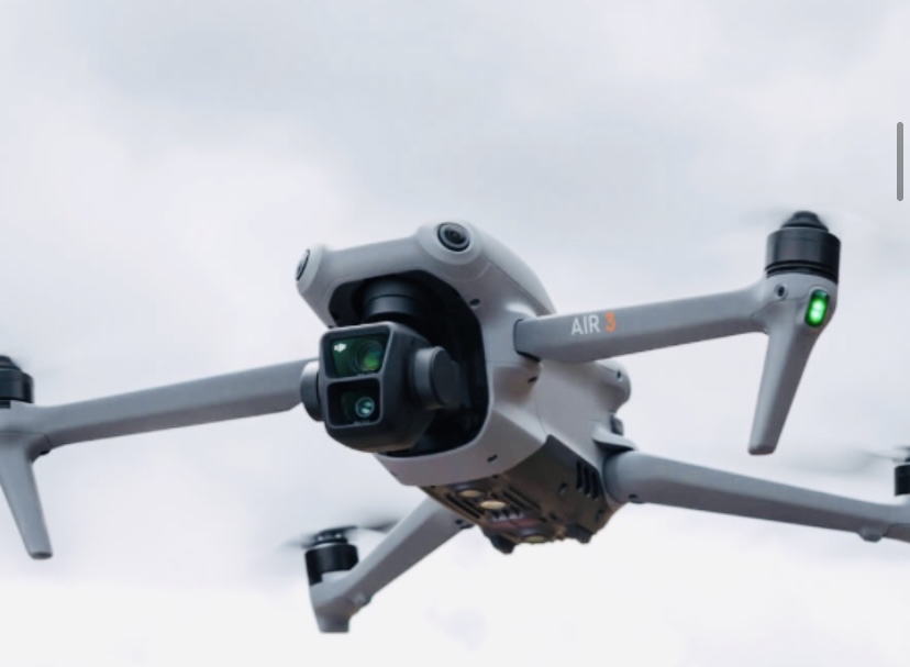 大疆新品发布会:dji air 3 "双摄就位,主角归位"