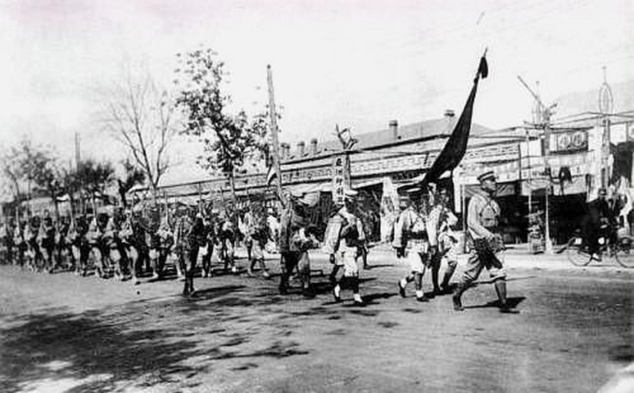 从1911年至1931年20年时间,仅四川一省,军阀混战就有478次.