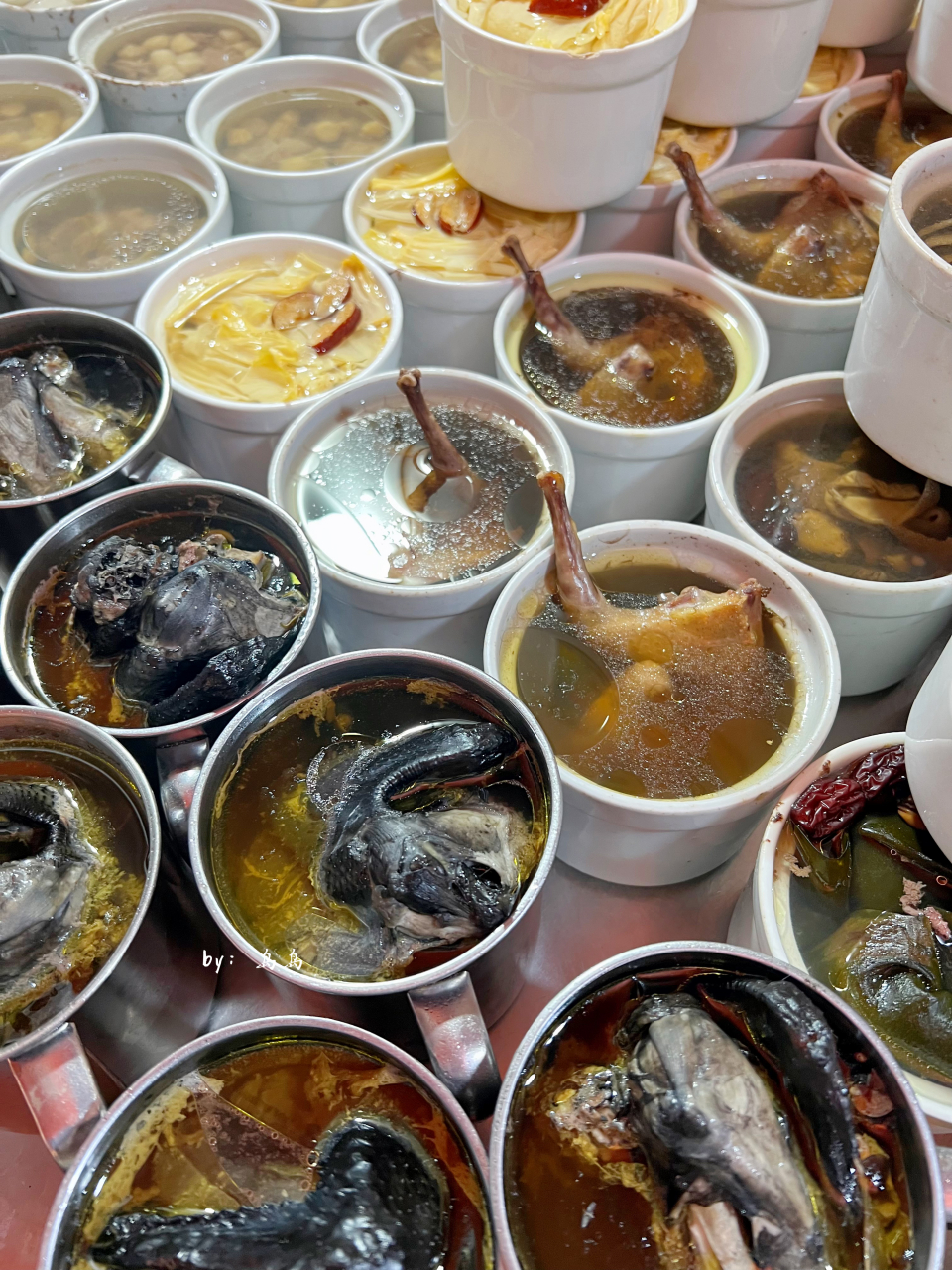 来福安,夜宵的标配就是炖罐 拌面.