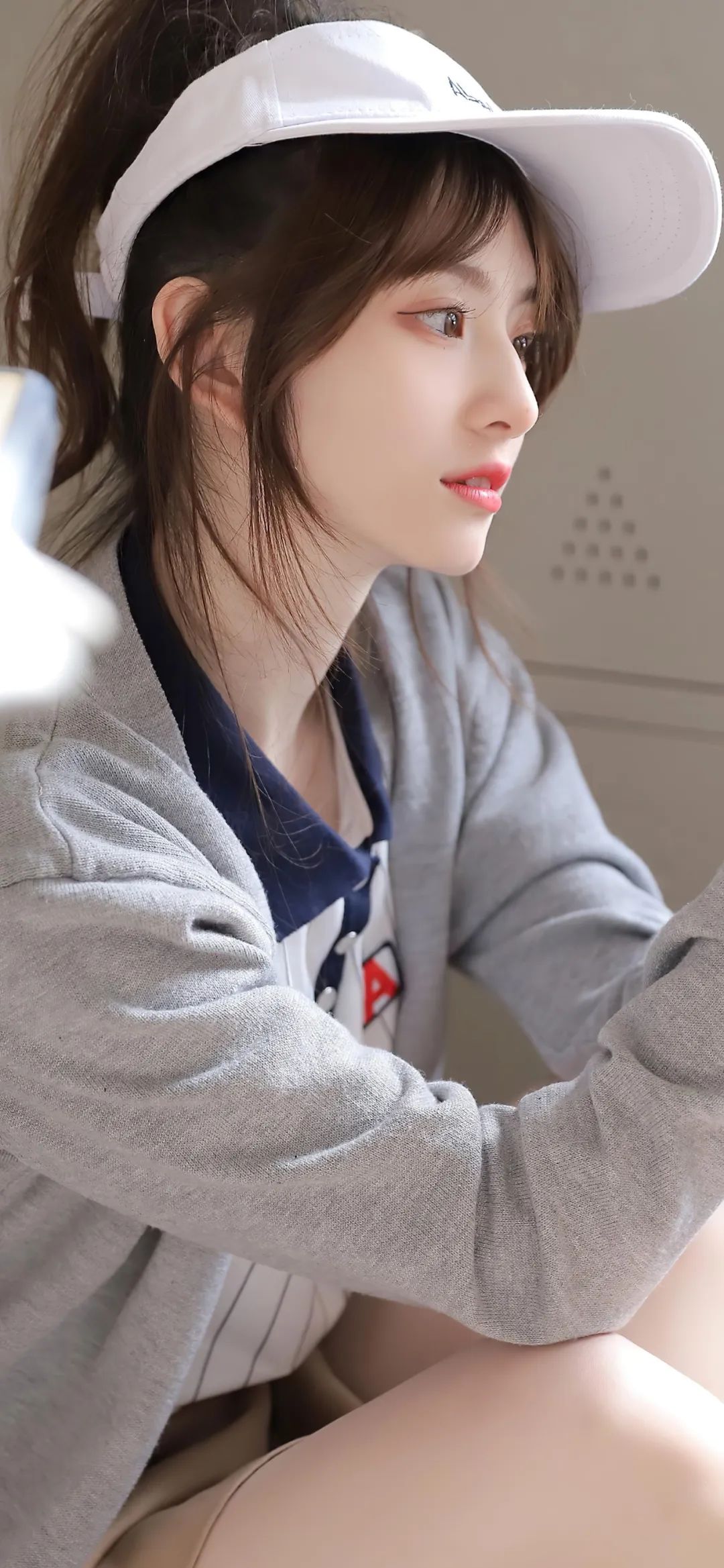 ins风阳光美少女壁纸