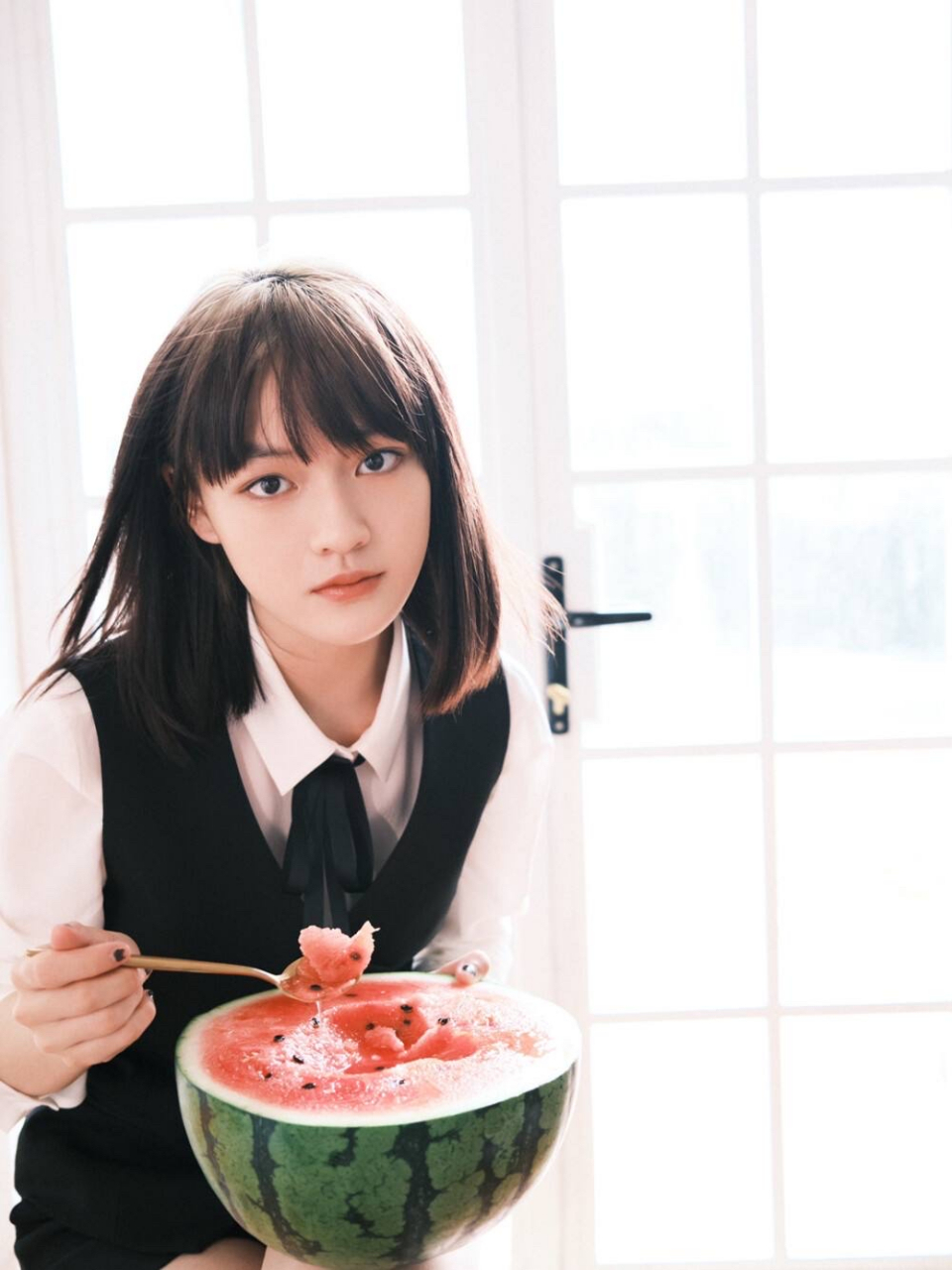 文淇(原名陈文淇),2003年8月10日出生于中国台湾,中国台湾女演员,就读