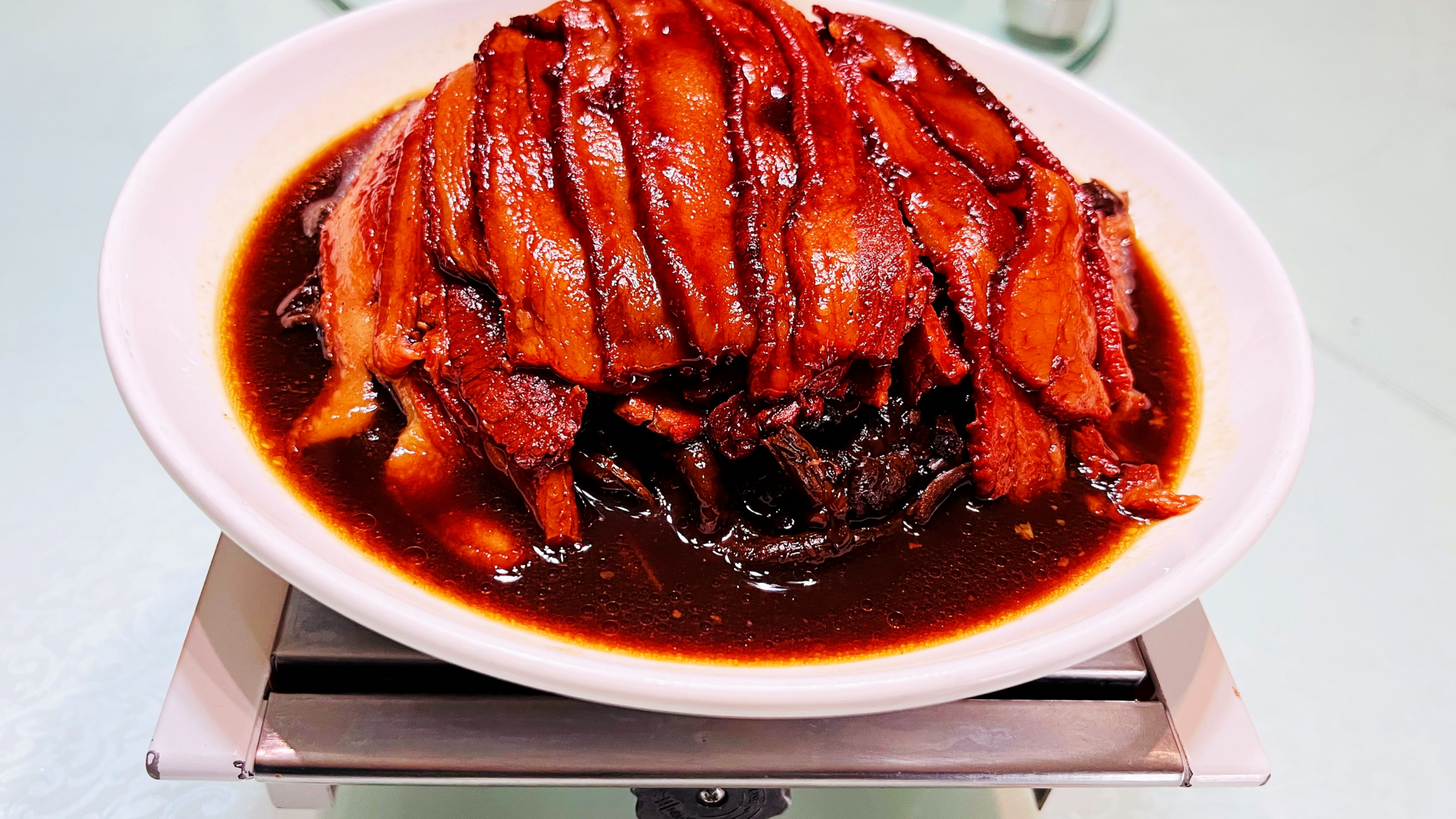 哈尔滨特色美食推荐 黄蘑扣肉 居家凉菜 富贵豆腐 黄金大饼 桂花大排