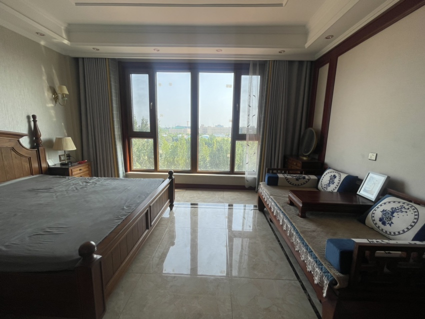 伽蓝艺墅,五居豪华装修,285平