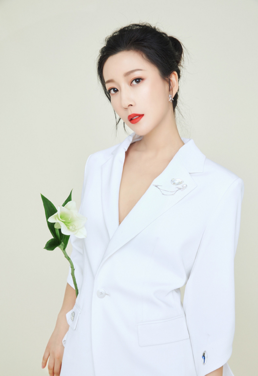 金丰,出生于天津市,毕业于中央戏剧学院,中国内地女演员.