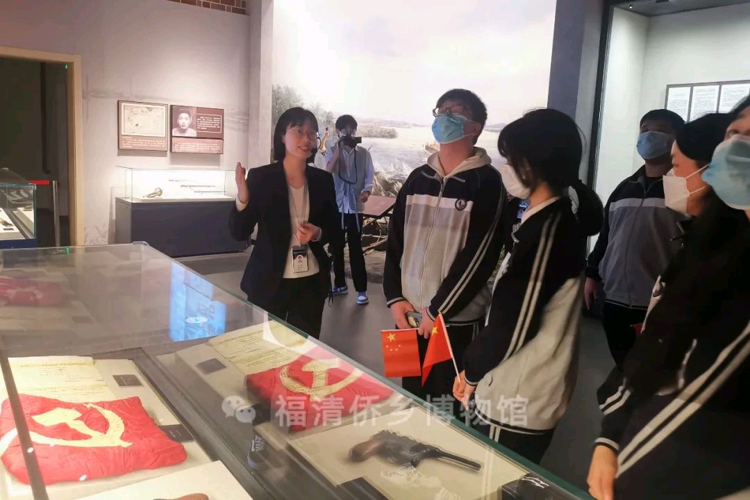 以史为鉴,展望未来:80位师生走进福清侨乡博物馆