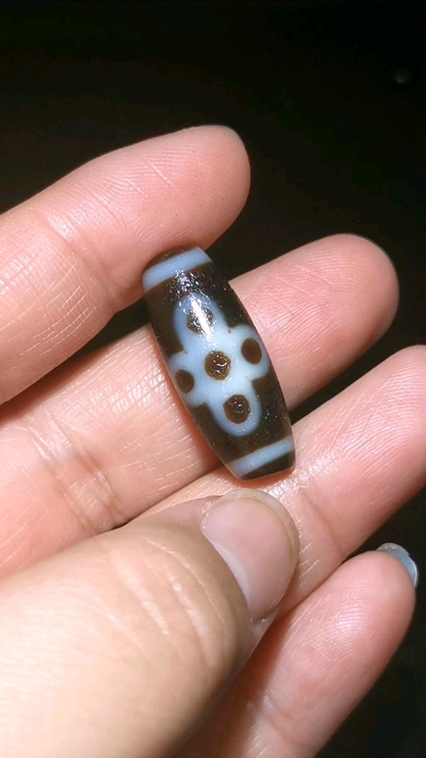 卢家闪电五眼天珠