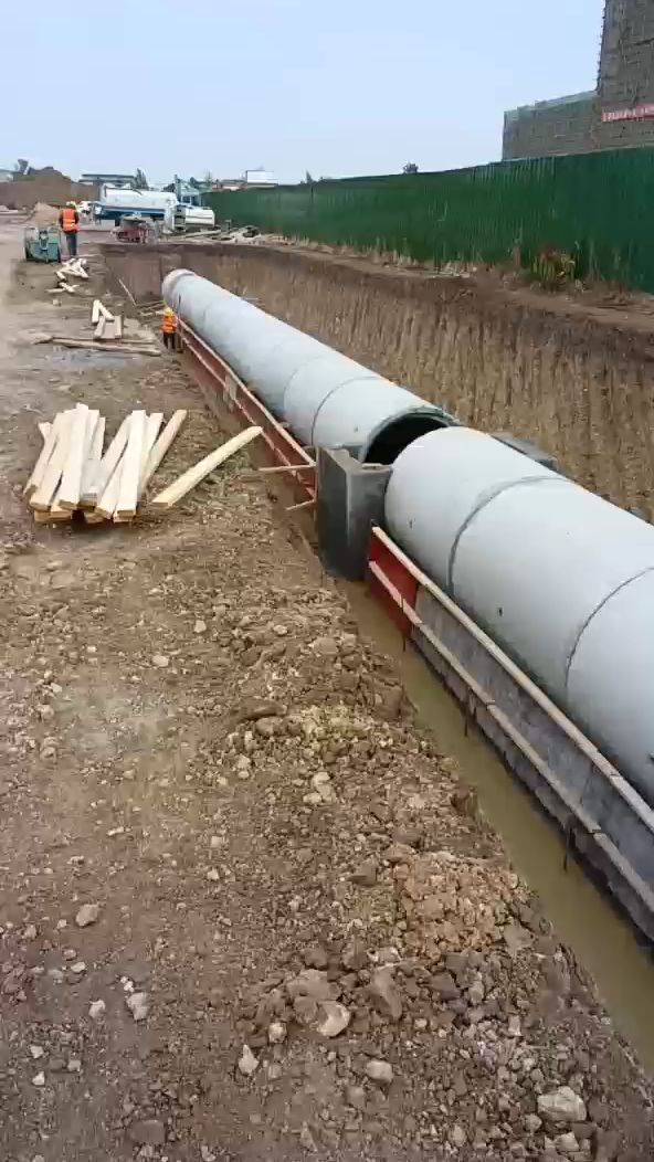 钢筋混凝土排水管标准化施工,1.5企口管-度小视