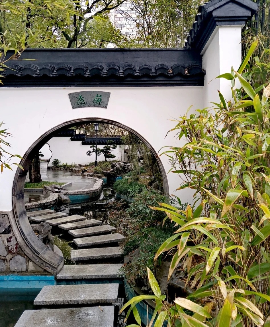 上海徐汇东安公园令人深深陶醉