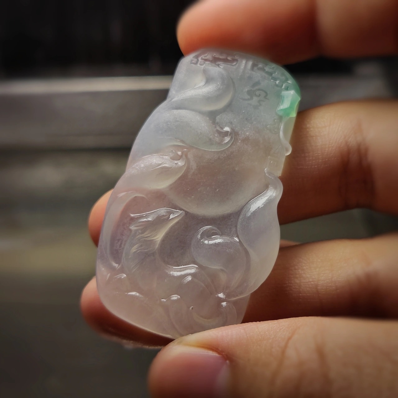 翡翠·九尾吊坠