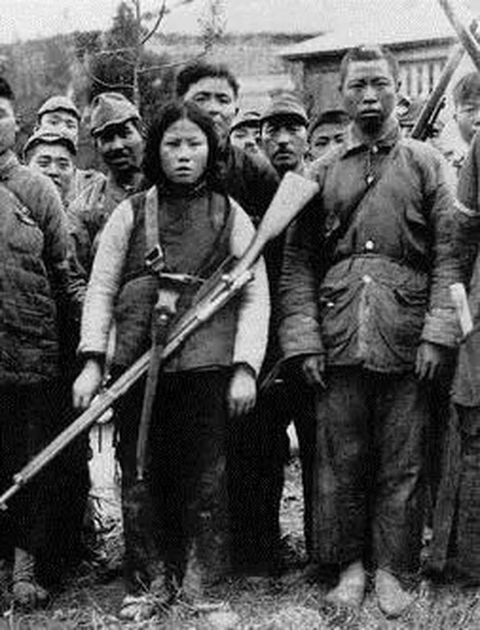 1940年,抗战英雄"姚英"惨被日寇俘虏,留下的最后一张照片.