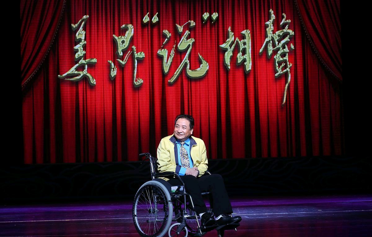 相声名家荆林野直播,评价郭德纲的艺术水平,讲述师父侯耀文往事