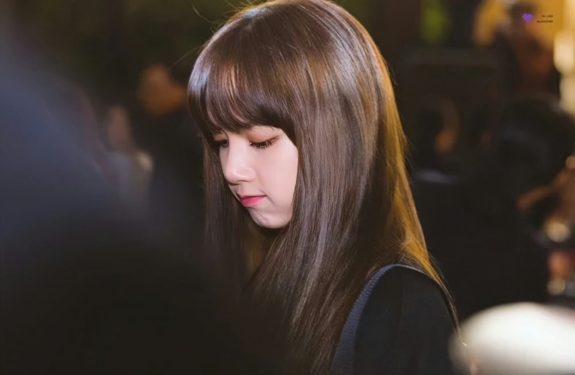 好想捏捏lisa的脸!好可爱! #blackpink