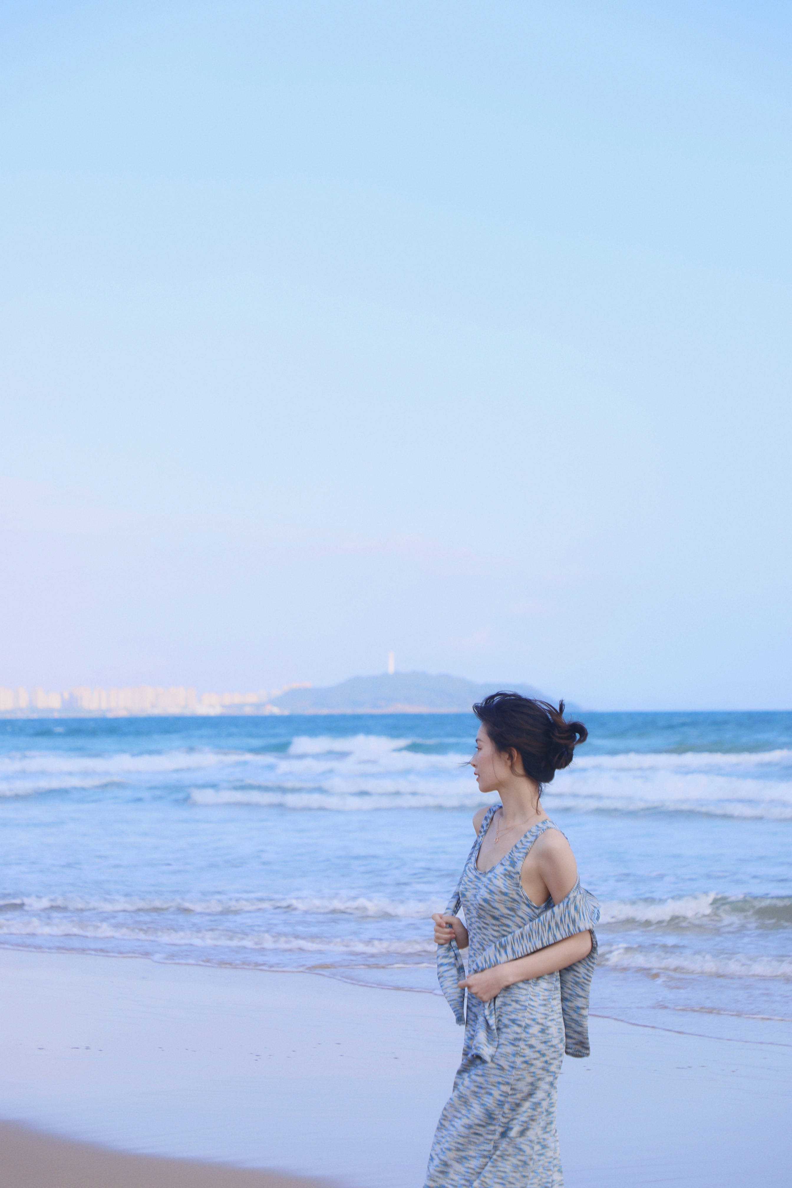 文咏珊图集第二弹,夏日海边度假的清凉美女