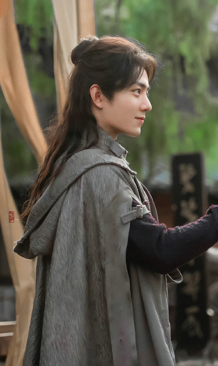 肖战#  这不是小笋尖,这是昊天锤成精了[嘻嘻]