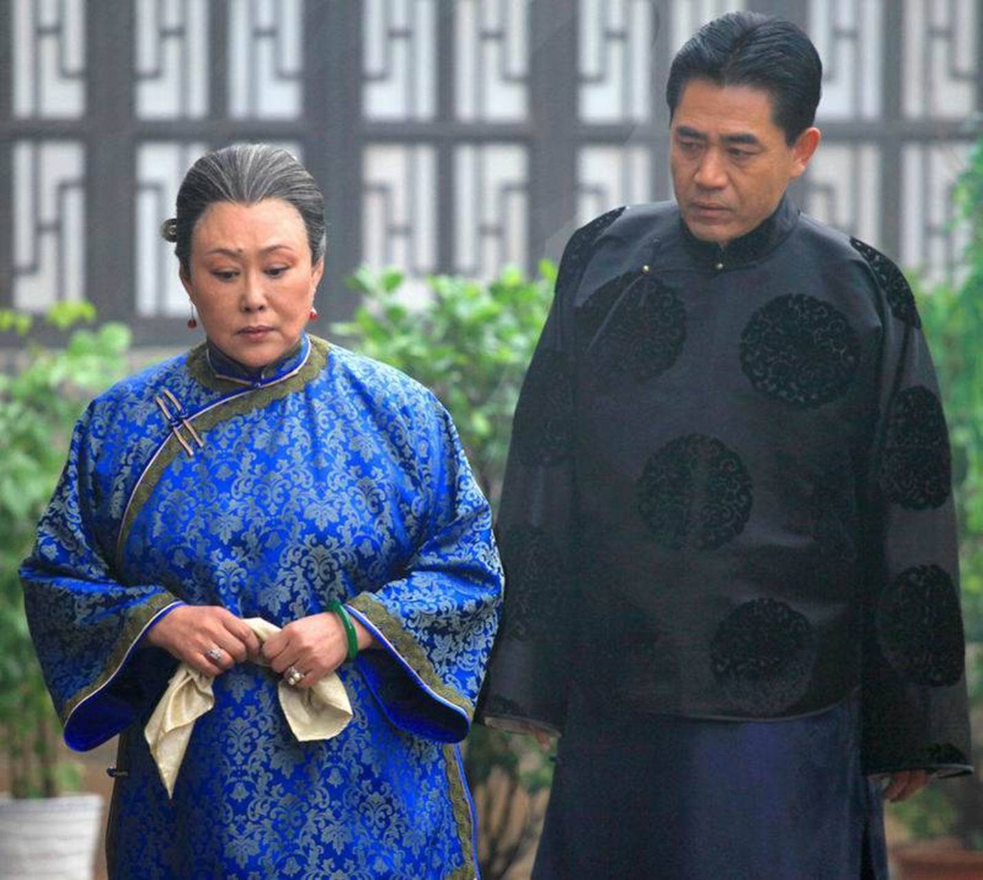 中二奶奶私吞九万两银钱的历史真相 乐家后人叙述:1911年,轮到乐镜宇