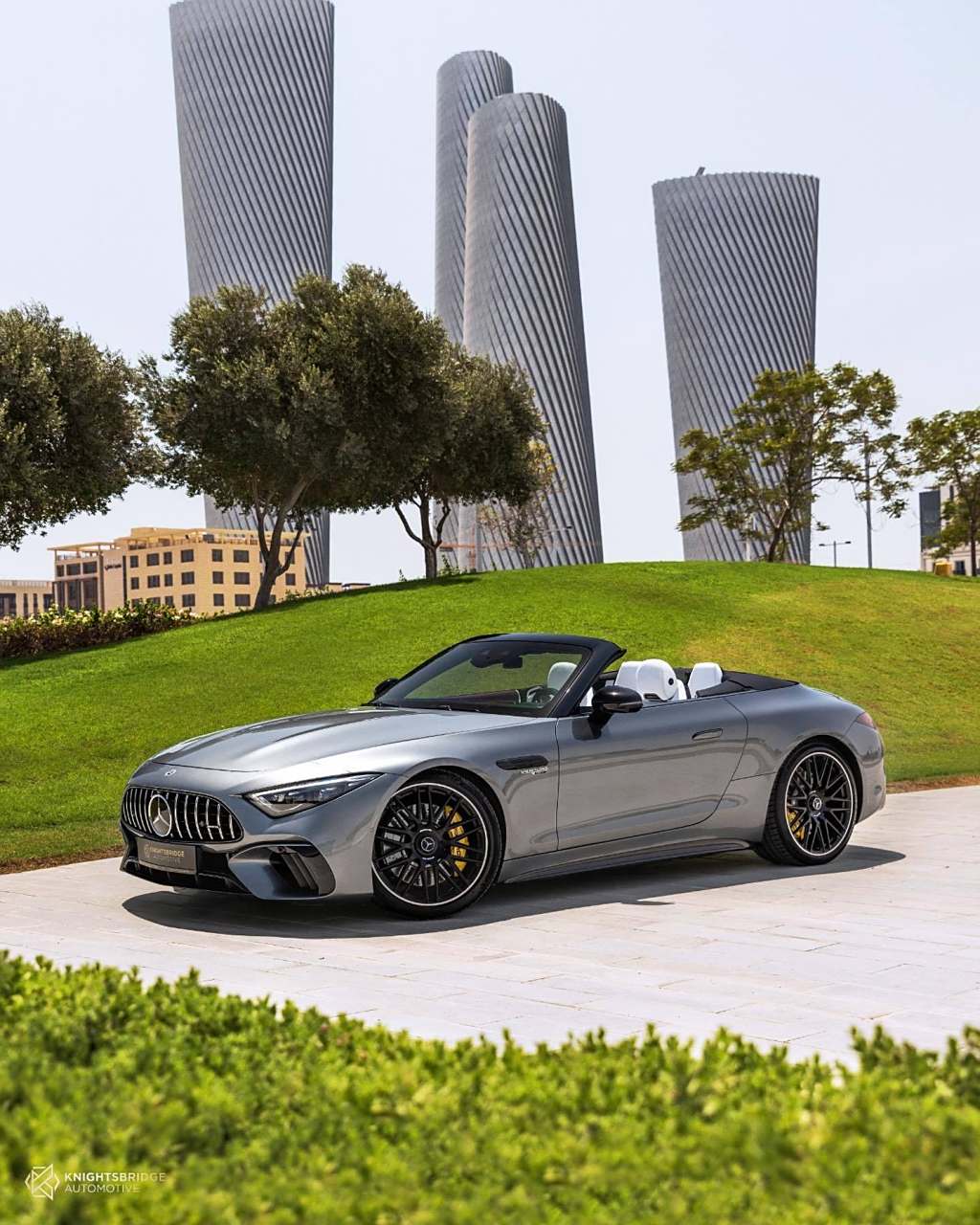 梅赛德斯-amg sl63 4matic  [赞同][赞同][赞同] 开着它去兜风应该很