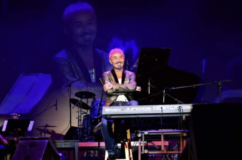 姜涛炎明熹曾比特唱功怎么样?周启生点评:他去卡拉ok都赢不了